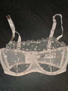 Victoria's Secret Pale Pink Star Embroidered Sheer Balcony Bra